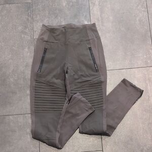 Athleta Headlands Hybrid Moto Tight 2